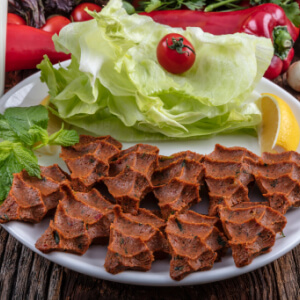 Üniversiteli Çiğ Köfte (Gençosman)