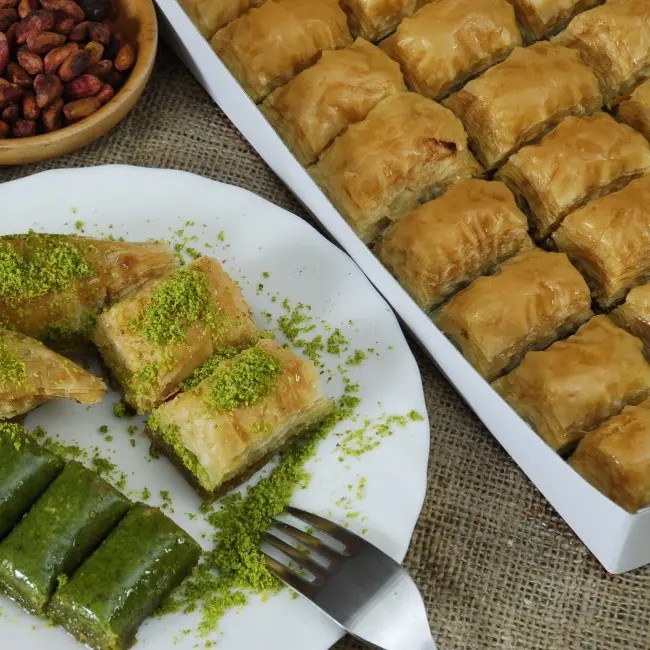 Tatlı Dükkanı (Kurtuluş)