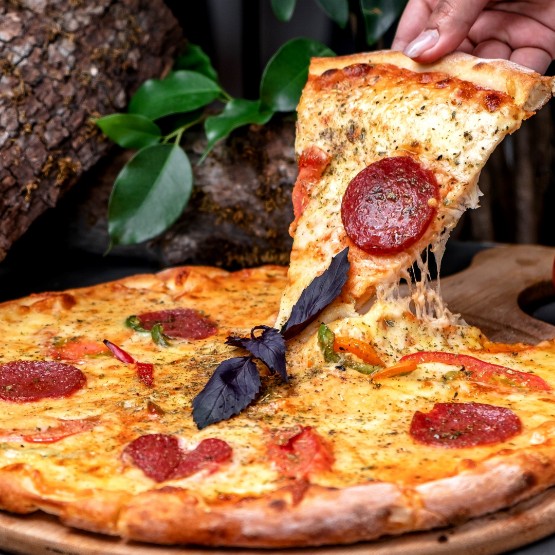 Mono Pizza (Bağlık)