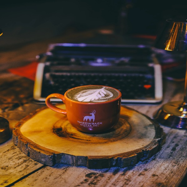 Throwback Coffee Co (Reşatbey)