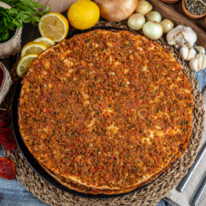 Tuna Lahmacun Pide Salonu (Cihangir)