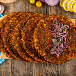 Miray Konyalı Etli Ekmek (Molla Yusuf)