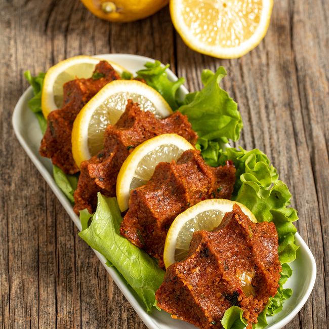 Meşhur Adıyaman Çiğ Köftecisi Ömer Aybak (Konuksever)