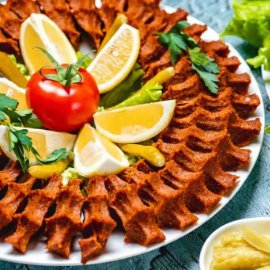 Meşhur Adıyaman Çiğ Köftecisi Ömer Aybak (Kuzeyyaka)