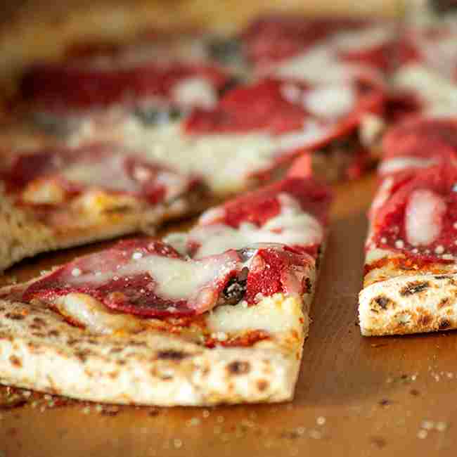 Huge New Yorker Pizza (Gökçeören)
