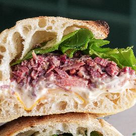 Deli Deli Delicious Delicatessen (Barbaros)