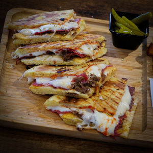 Bi Tost (Öğretmenevleri)