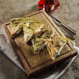 Zeust (Sarıgüllük)