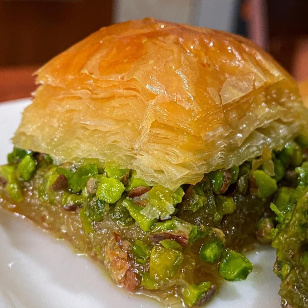 Gazioğlu Baklava (Mustafa Kemal Paşa)