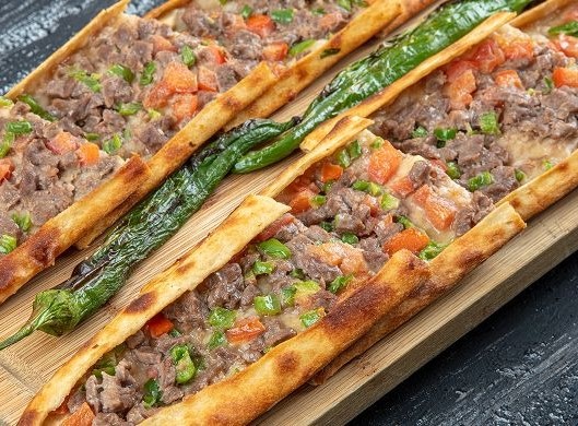 Serik Pide (Orta)