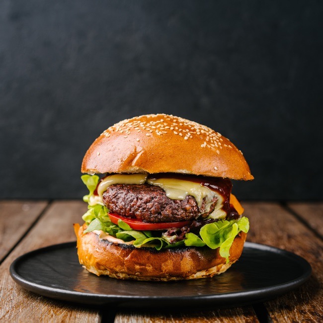 Nevsin Tavuk & Burger Dünyası (Fatih)