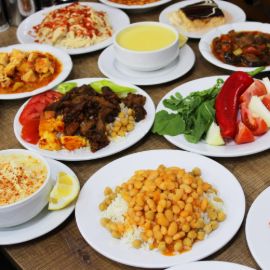 Meşhur Unkapanı Pilavcısı Adem Usta (Cerrahpaşa)