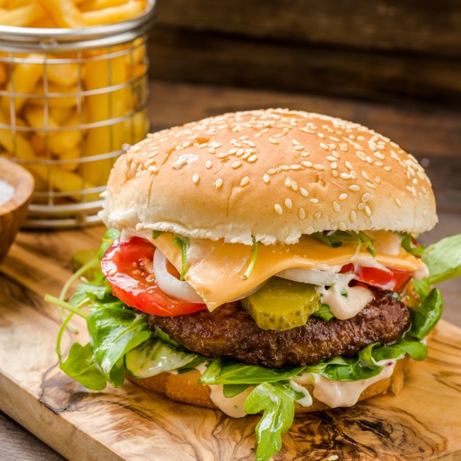 Burger Tuni Cafe (Efeler)