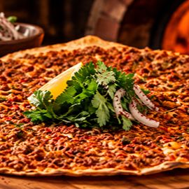 Lahmacun Ihlamurkuyu (Tepeüstü)