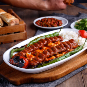 Köz Erzurum Cağ Kebapçısı (Turgut Reis)