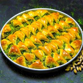 Bozkaya Dondurma&Kuruyemiş (Şerifali)