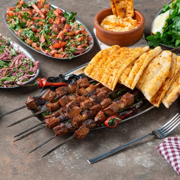 Hakan Yıldırım Kasap & Restaurant (Namık Kemal)